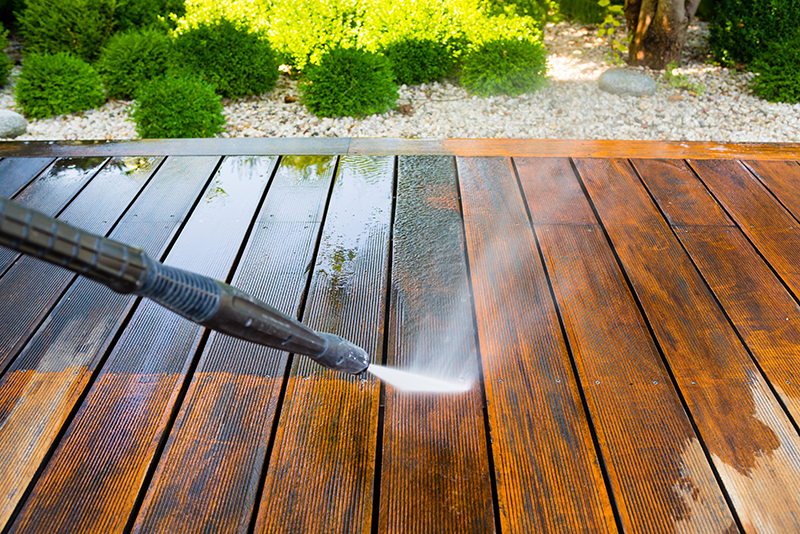 high pressure cleaning wood deck Sydney