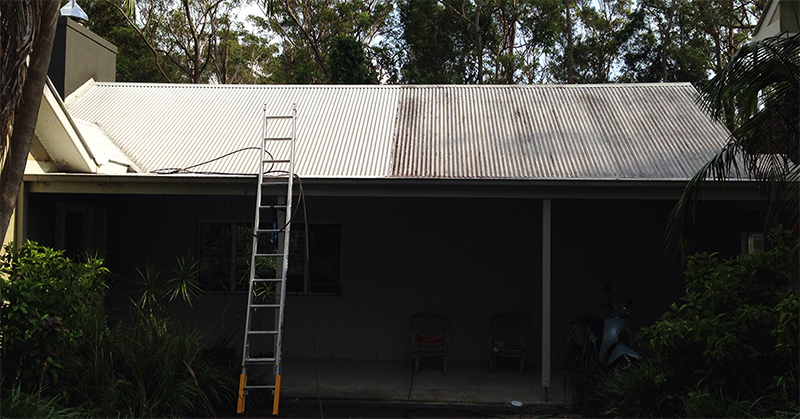 high pressure corrugated iron roof cleaning Sydney